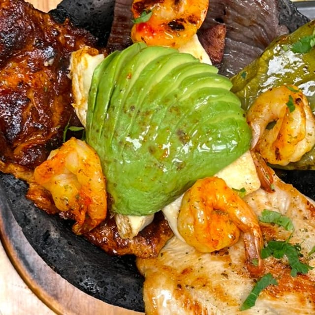 Molcajete.
